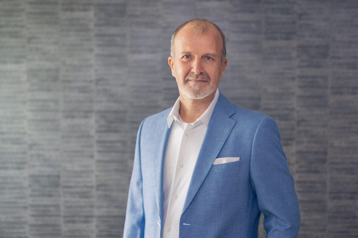 Portrait von Dr. Karsten Klabe